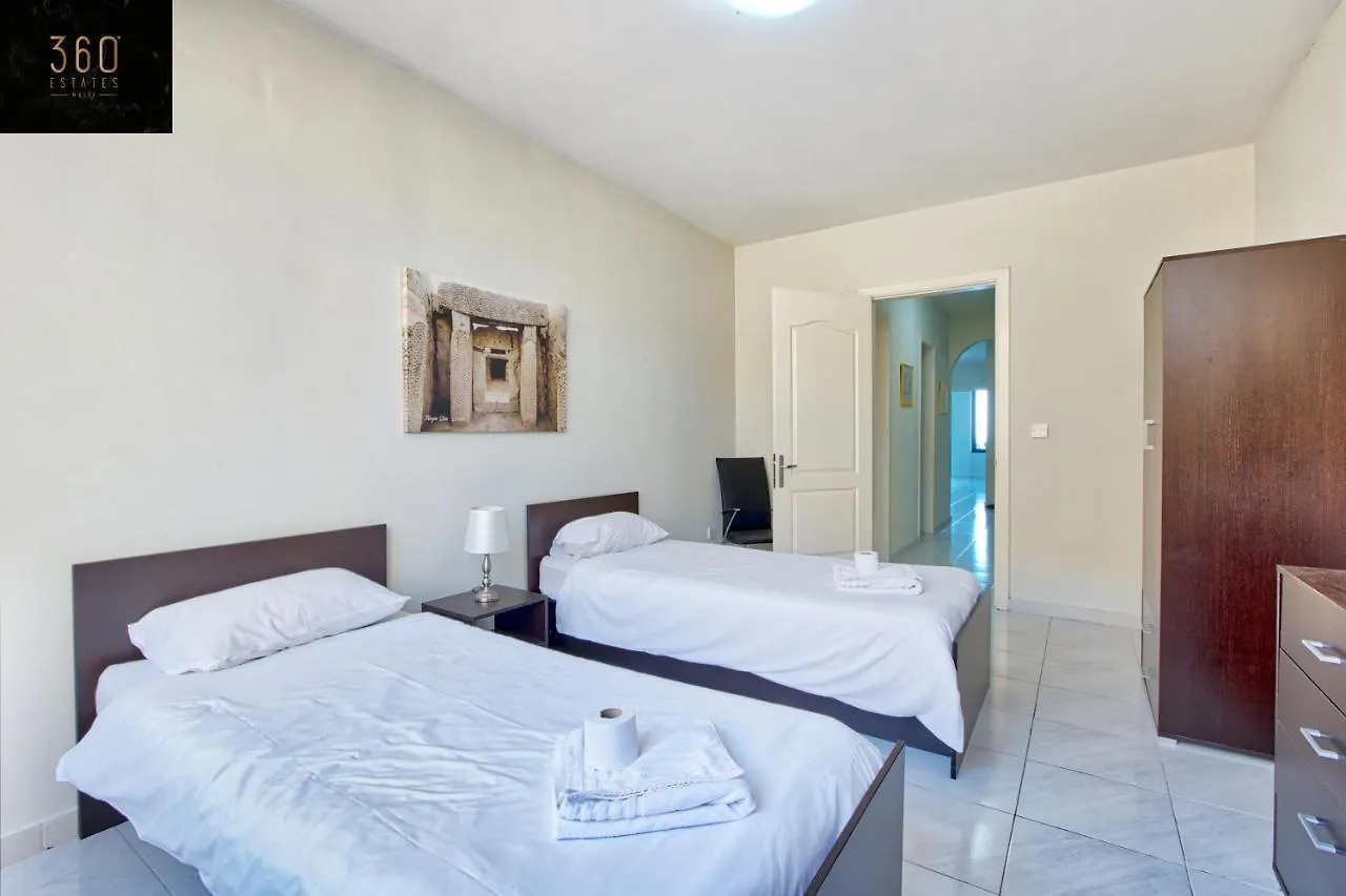 Apartment Seafront 3Br Apt In Tower Rd Sliema Opposite Beach By 360 Estates