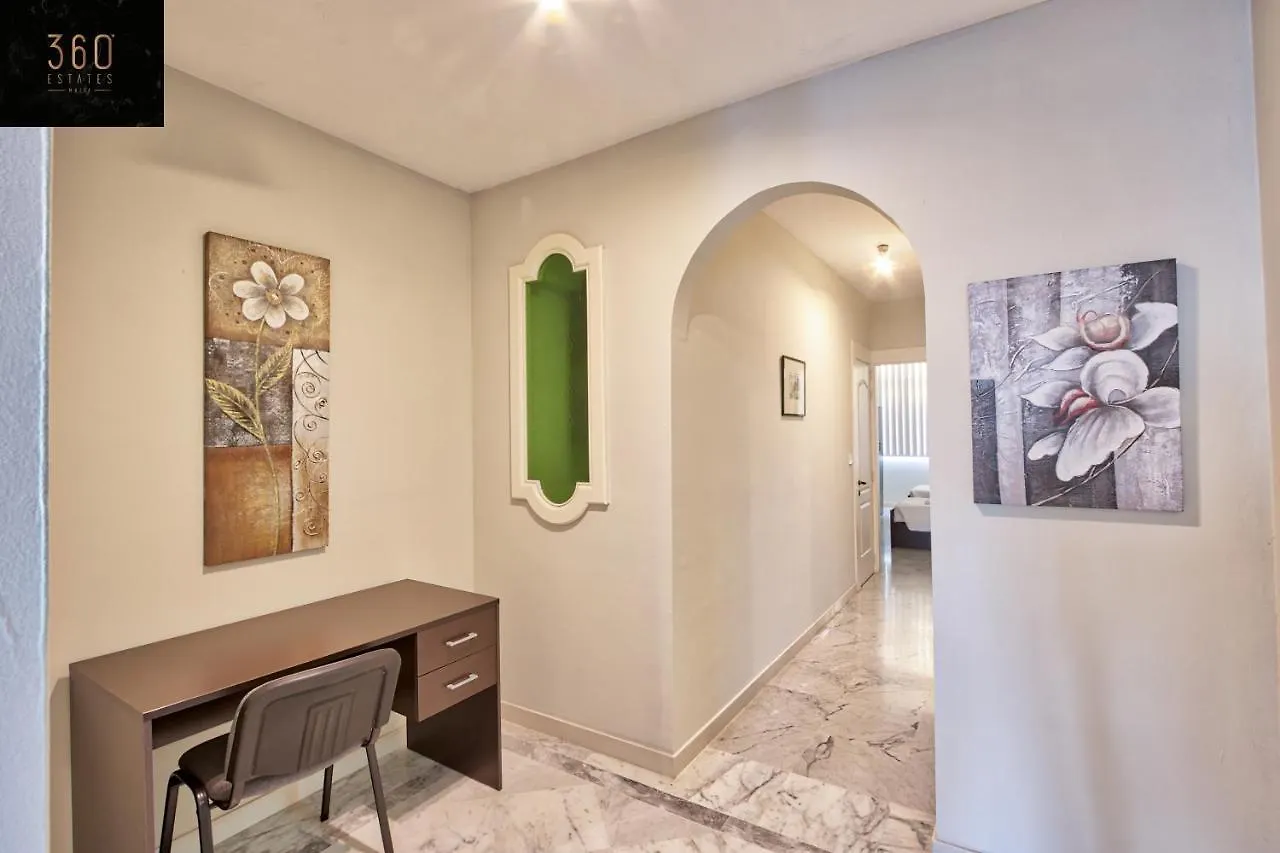 Seafront 3Br Apt In Tower Rd Sliema Opposite Beach By 360 Estates Malta