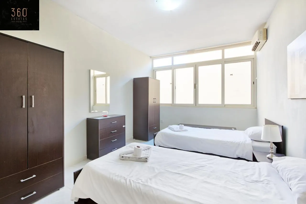 Apartment Seafront 3Br Apt In Tower Rd Sliema Opposite Beach By 360 Estates